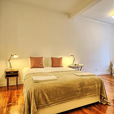 Apartment Bernardim Ribeiro *