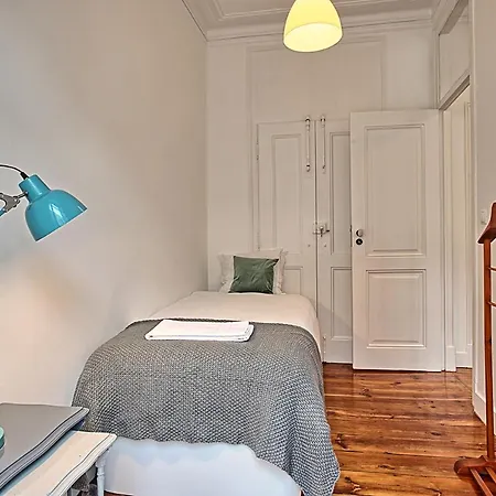 Apartment Bernardim Ribeiro