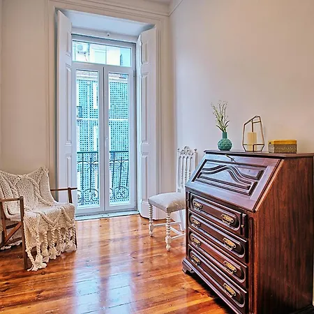 Apartment Bernardim Ribeiro *